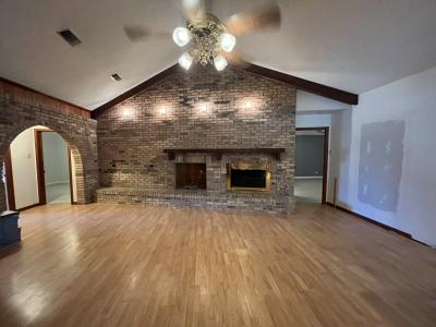 4016 HUGO Drive, Marrero, Louisiana 70072