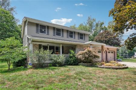 2424 Lyndon Drive, Uniontown, Ohio 44685, USA