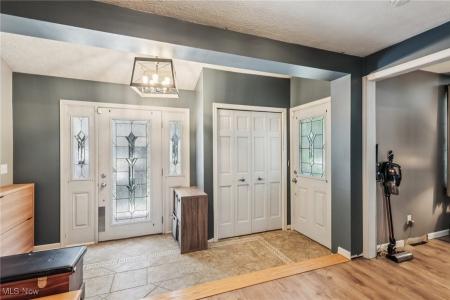2424 Lyndon Drive, Uniontown, Ohio 44685, États-Unis