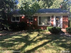 11791 Columbia, Redford, Michigan 48239, USA
