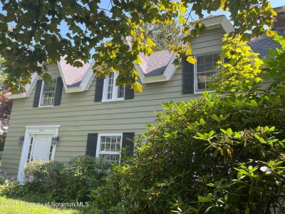 321 Maple Street, Montrose, Pennsylvania 18801, USA