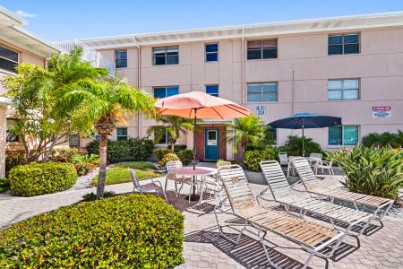 6700 Sunset Way #105, St Pete Beach, Flórida 33706, Estados Unidos