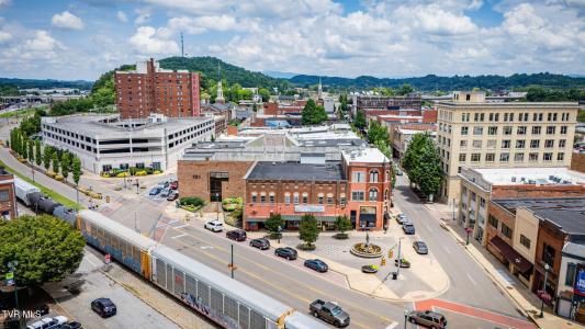 83 Buffalo Street, Johnson City, Tennessee 37604, USA