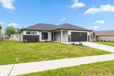 795 Sienna Court, Angola, אינדיאנה 46703, ארצות הברית של אמריקה