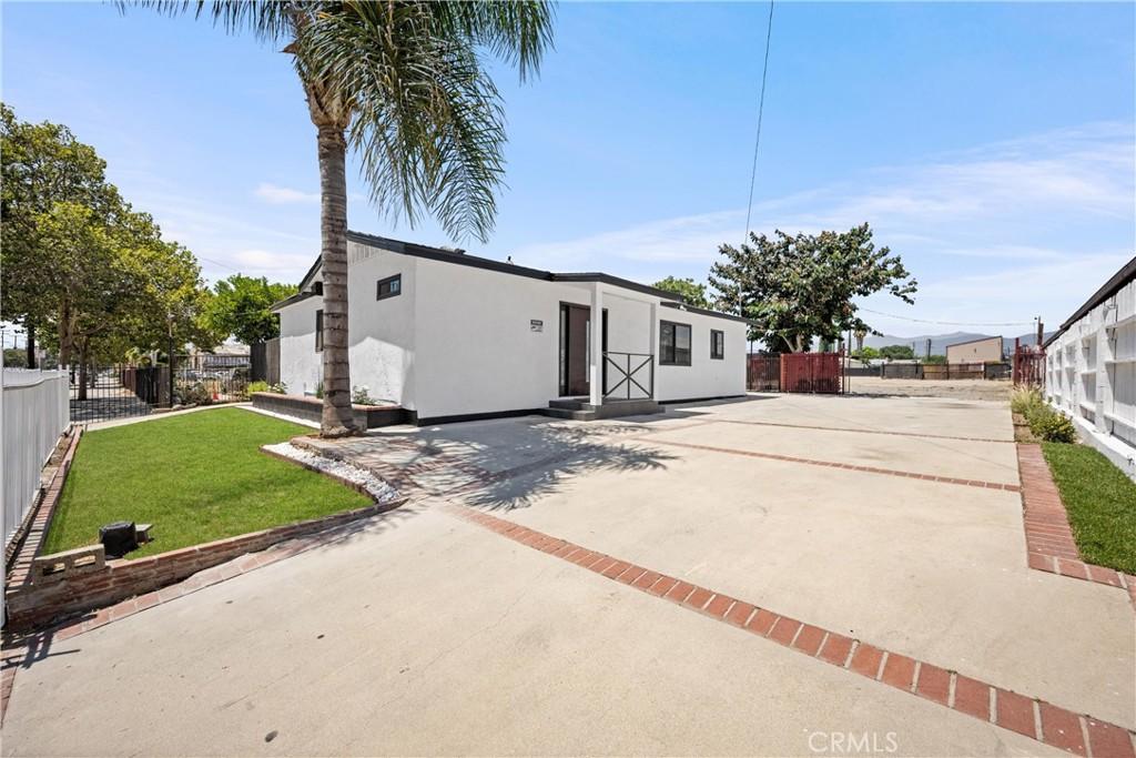 1163 E Mission Boulevard, Pomona, Californie 91766, États-Unis