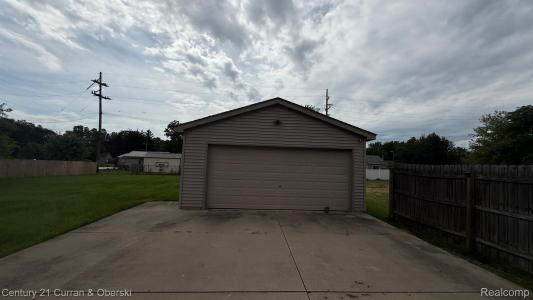 11538 Sidney Street, Romulus, Michigan 48174, HOA KỲ
