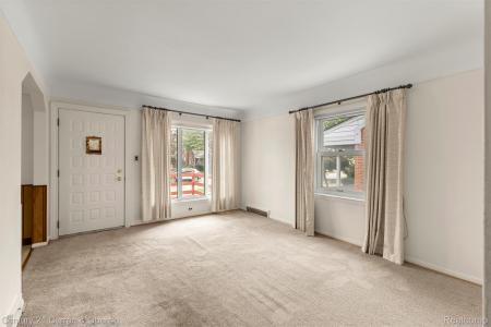 9881 Quandt Avenue, Allen Park, Michigan 48101, Amerika Birleşik Devletleri