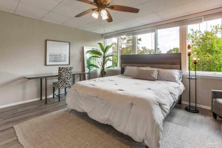 201 Pensacola Beach Rd #A-25, Gulf Breeze, Florida 32561, USA