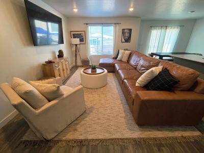 511 N Helmsman Ln, Saratoga Springs, יוטה 84045, ארצות הברית של אמריקה
