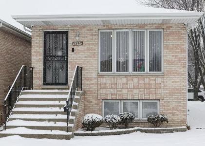 3267 S Hamilton Avenue, Chicago, Illinois 60608, USA
