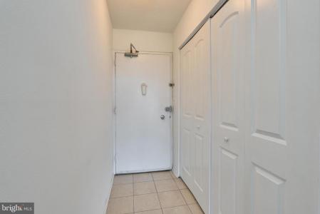 4600 S Four Mile Run Drive , 1119, Arlington, Virginia 22204, Stati Uniti