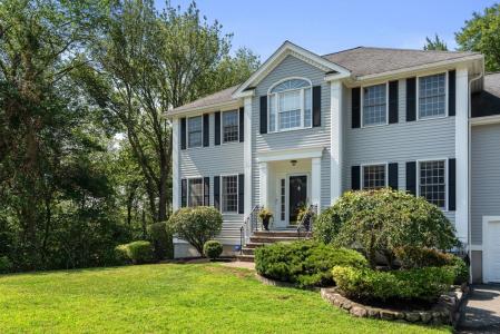 4 Green Meadow Dr, Lynnfield, 马萨诸塞州 01940, 美国
