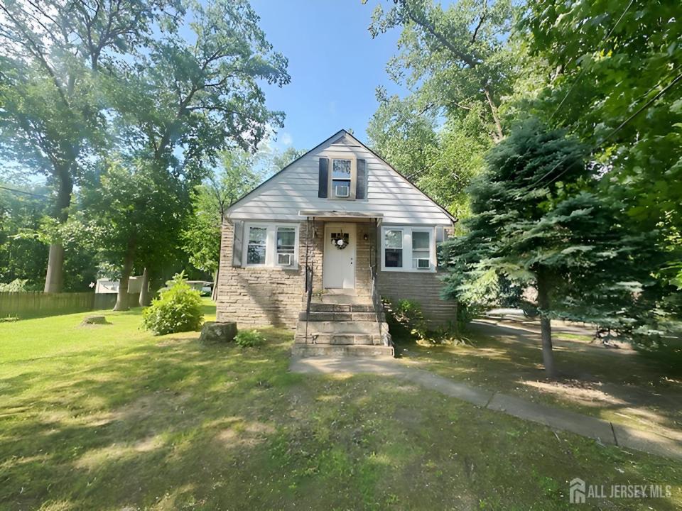 268 Sloan Avenue, Hamilton, New Jersey 08619, USA