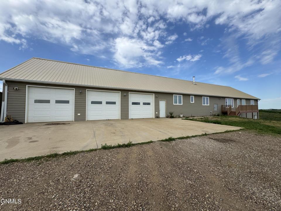 3324 58th Avenue, New Salem, Dakota Do Norte 58563, Estados Unidos