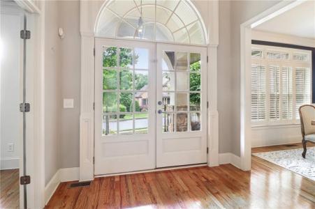 2452 Stone Manor Drive NE, Buford, Georgia 30519