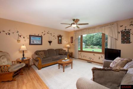 210 Mapleridge Drive, Mankato, Minnesota 56001, USA