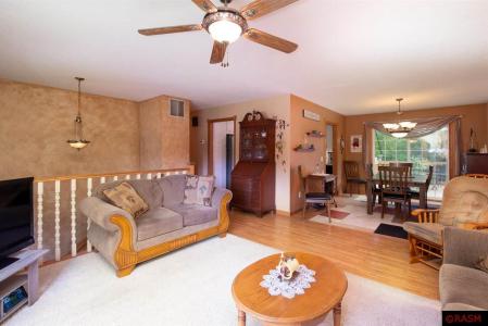 210 Mapleridge Drive, Mankato, Minnesota 56001, États-Unis