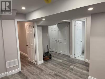131 FARTHINGALE CRESCENT, Brampton (fletcher's Meadow), Ontario L7A 1W9, Canada