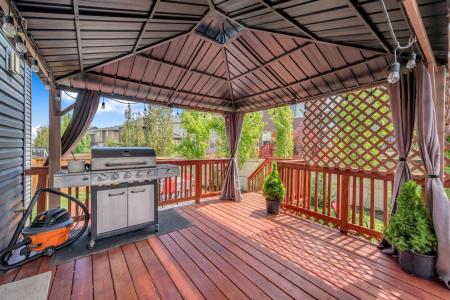 325 BAYVIEW WAY SW, Airdrie, Alberta T4B 4H3, Canadá