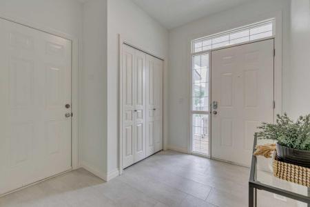 124 TUCKER CIRCLE, Okotoks, Alberta T1S 2J8, Canada