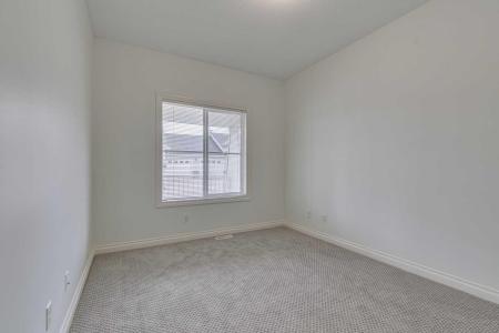 124 TUCKER CIRCLE, Okotoks, 阿尔伯塔 T1S 2J8, 加拿大