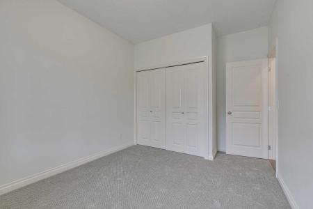 124 TUCKER CIRCLE, Okotoks, 阿尔伯塔 T1S 2J8, 加拿大