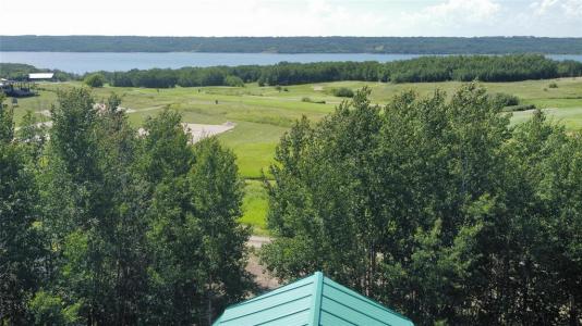 424 COUNTRY CLUB DRIVE, Lake Of The Prairies, Manitoba R0J 0X0, Canada