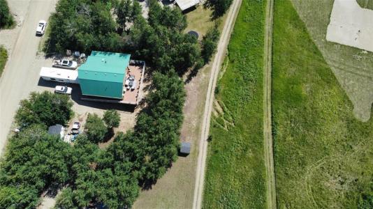 424 COUNTRY CLUB DRIVE, Lake Of The Prairies, Manitoba R0J 0X0, Canada