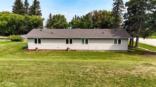 46 FIRST STREET NORTHWEST, Erickson, Манитоба R0J 0P0, Канада