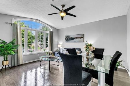 3858 ACORN COURT, Windsor, Ontario N8W 5R5, Canadá