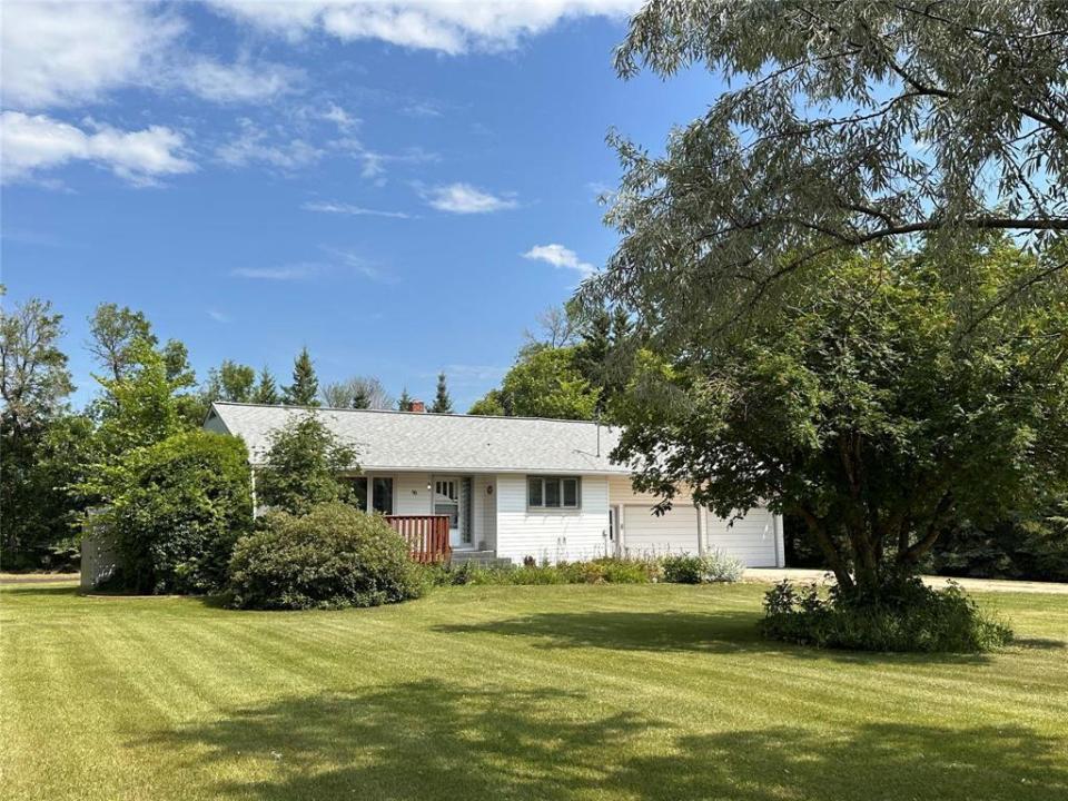 96 MCDONALD DRIVE, Strathclair, Manitoba R0J 2C0, Canada
