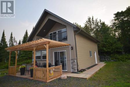 16 AU LAC RETREATS CRESCENT, LAKE OF THE WOODS, Sioux Narrows, Ontario P0X 1N0, Canada
