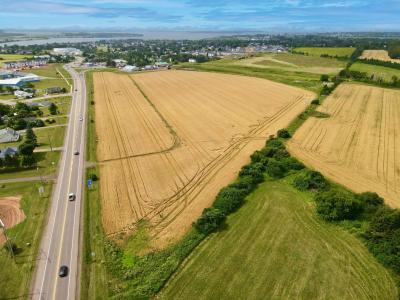 700 READ DRIVE, Summerside, Prince Edward Island C1N 4J5, Canada
