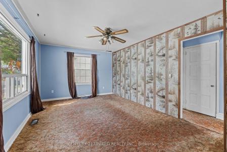249 WOODBINE AVENUE, Peterborough East, Ontario K9H 1N8, Canada