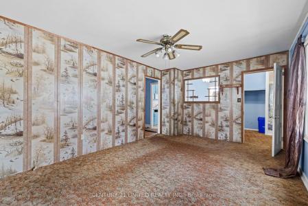 249 WOODBINE AVENUE, Peterborough East, Ontario K9H 1N8, Canada