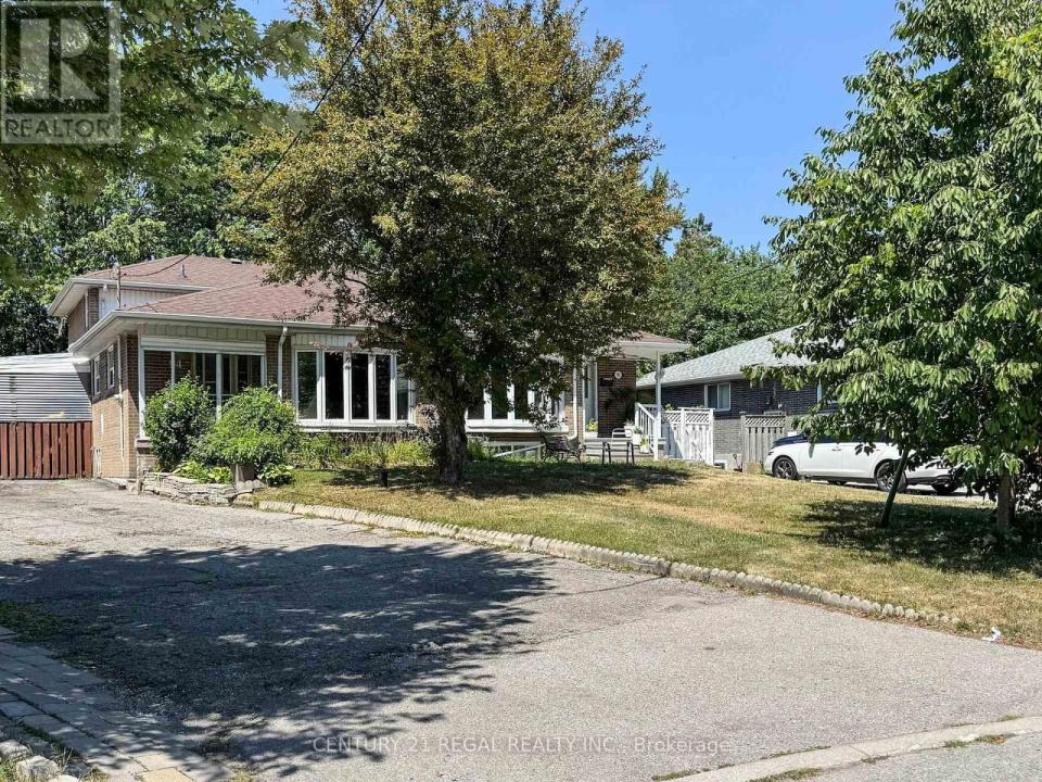 94 BILLINGTON CRESCENT, Toronto (parkwoods-donalda), Онтарио M3A 2G6, Канада