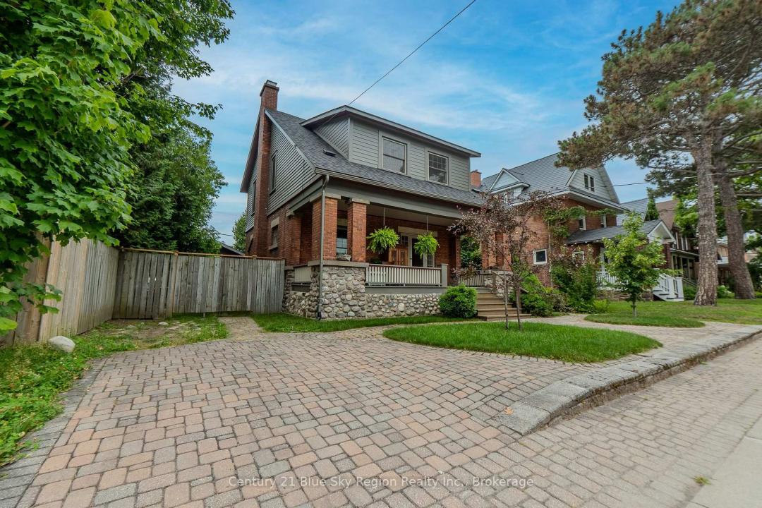 871 MAIN STREET W, North Bay, Ontario P1B 2V8, Canada