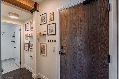 19 GUELPH AVENUE, Cambridge, Онтарио N3C 1A2, Канада