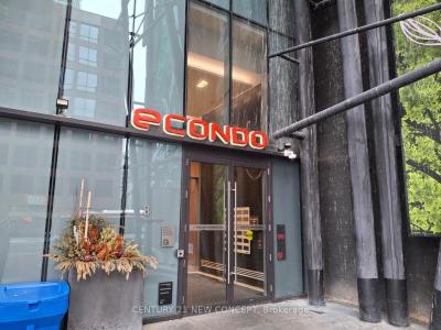 8 EGLINTON AVENUE E, Toronto, Ontario M4P 0C1, Canada