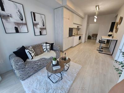 8 EGLINTON AVENUE E, Toronto, Ontario M4P 0C1, Canada