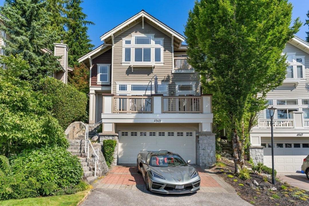4949 EDENDALE COURT, West Vancouver, Colúmbia Britânica V7W 3H7, CANADÁ