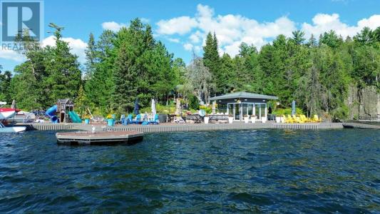 A15 CLEARWATER BAY, LAKE OF THE WOODS, W Of Keewatin, Ontario P0X 1C0, Canadá