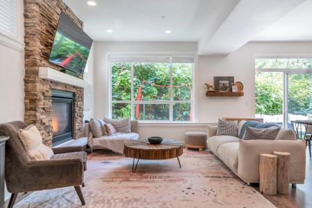 47042 MACFARLANE PLACE, Chilliwack, Британская Колумбия V2R 0P3, Канада