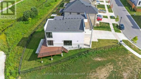 1429 MEDWAY PARK DRIVE, London North (north S), أونتاريو N6G 0Z6, كندا
