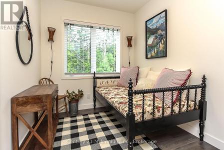 10 BECKWITH LANE, Blue Mountains, Ontario L9Y 0N5, Canada