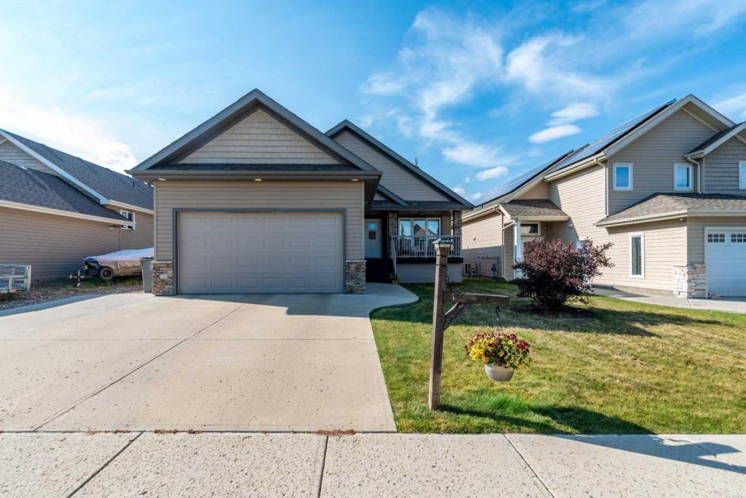 5228 15TH STREET, Lloydminster, Альберта T9V 0Y2, Канада