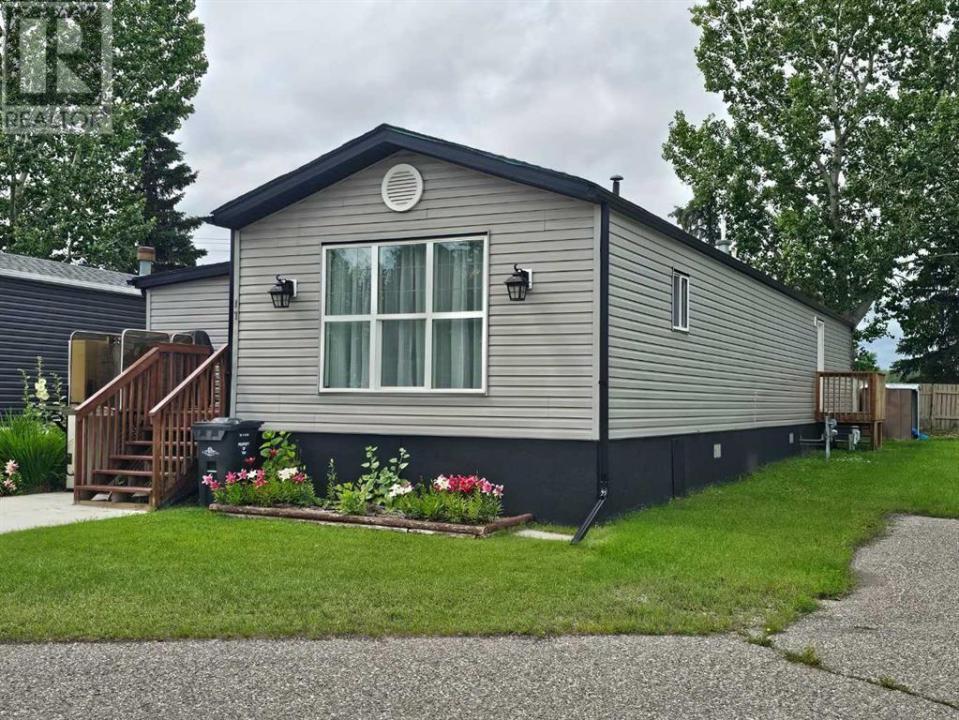 17 HOMESTEAD WAY SOUTHEAST, High River, Alberta T1V 1J7, Canada