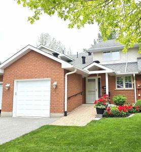 30 MUSEUM DRIVE, Orillia, オンタリオ L3V 7T9, カナダ