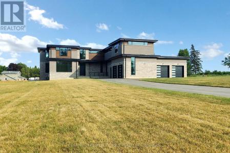 14 SUGARBUSH COURT, Halton Hills (georgetown), Ontario L7G 4S7, Canada