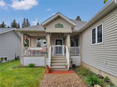5001 CENTRAL AVENUE, Waldheim, Saskatchewan S0K 4R0, Canada